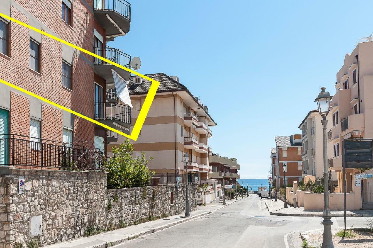 Casa Vacanza Flora Sperlonga Exterior foto