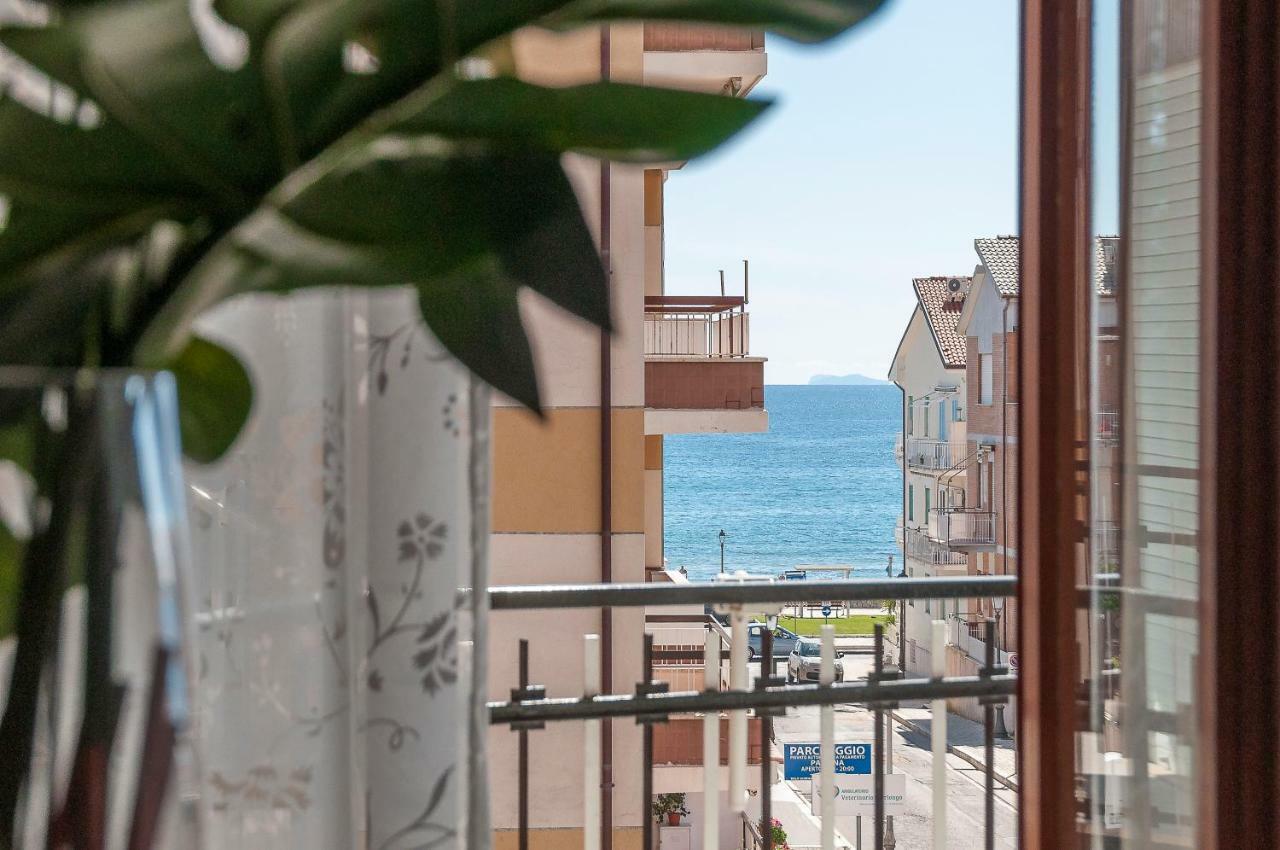 Casa Vacanza Flora Sperlonga Exterior foto